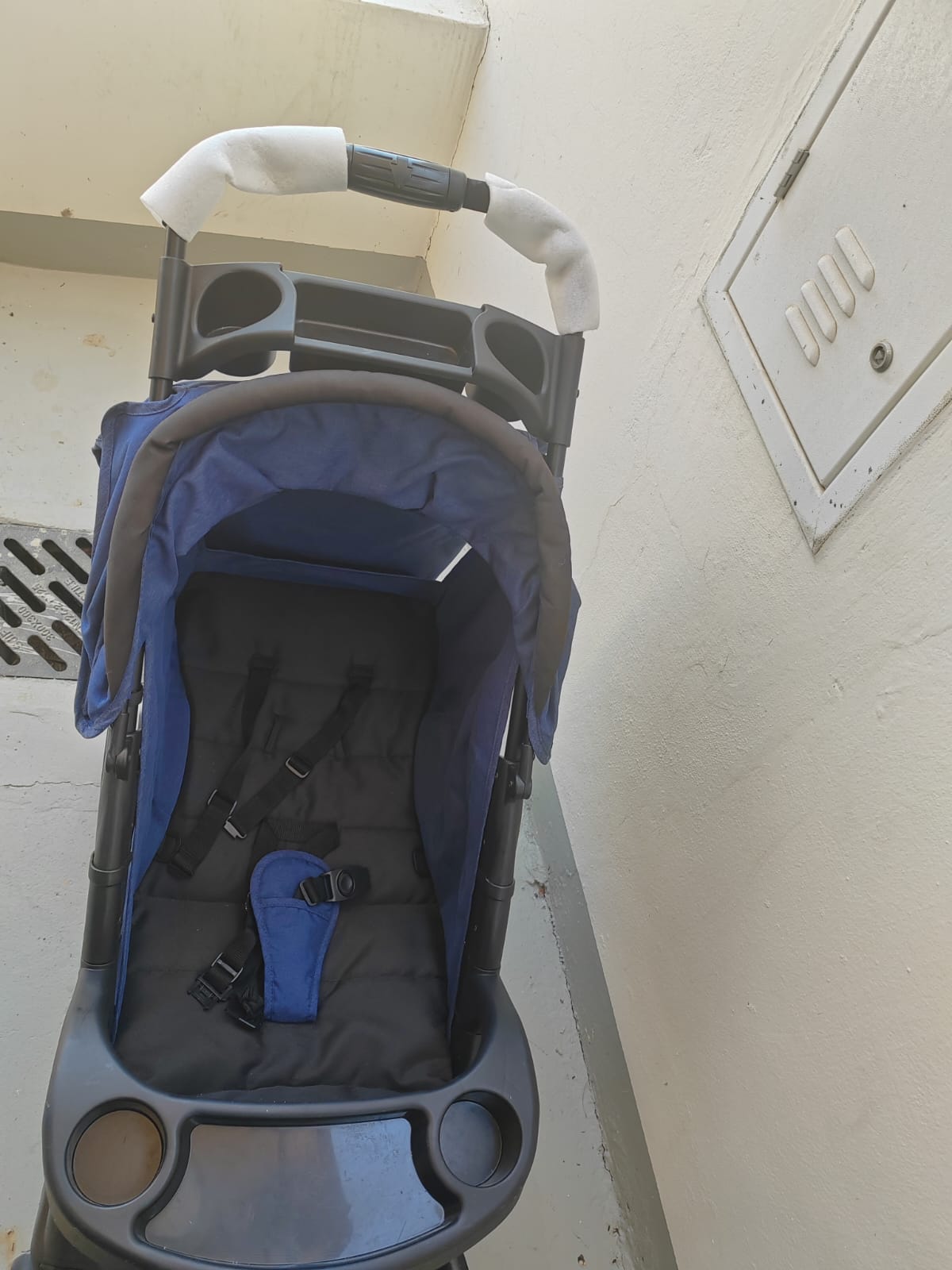 Juniors stroller for sale - Image 2