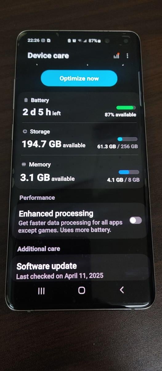 Samsung Galaxy S10 – Excellent Condition | Urgent Sale - Image 4