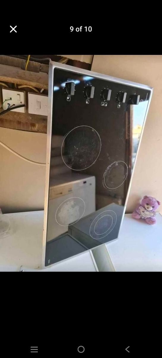 Induction /Infrared cooker by Frigidaire  for sale - Image 5