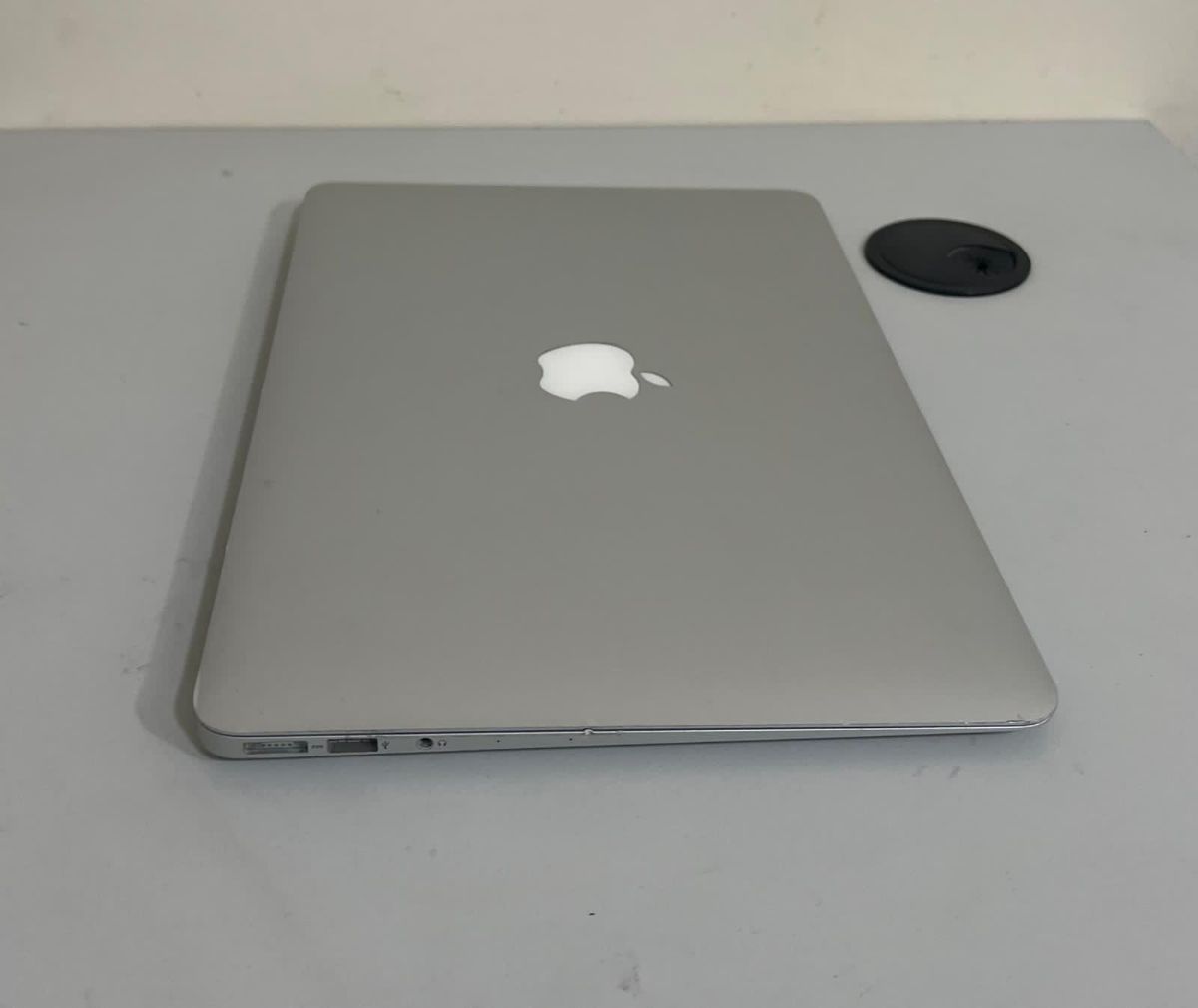 Premium MacBook Air 2017 – Sleek, Fast & Perfectly Maintained | Core i5 • 8GB RAM • 128GB SSD - Image 2