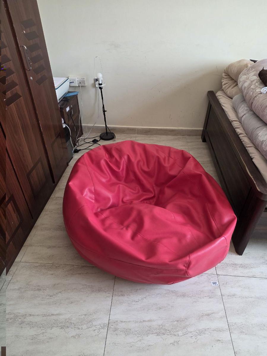 Leather bean bag - Image 2