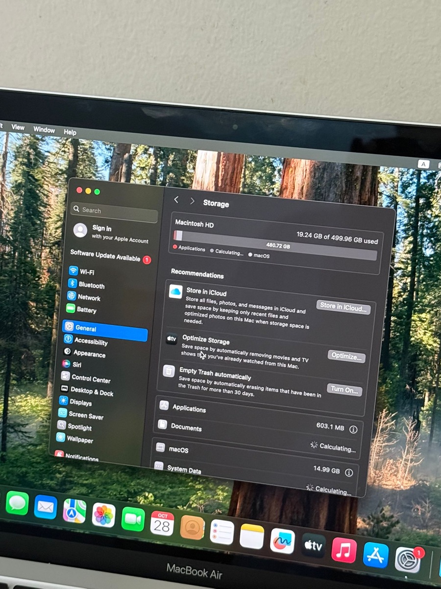 MacBook Air 2020 - Image 4