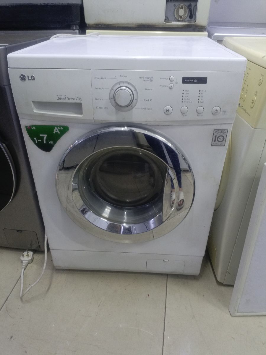 Lg washing machine 7 kg - Image 1