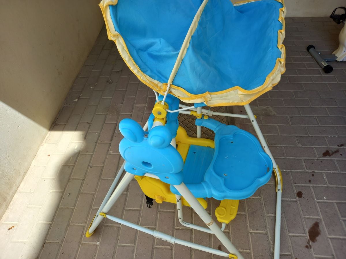 Strong Baby swing in good condition - Image 3