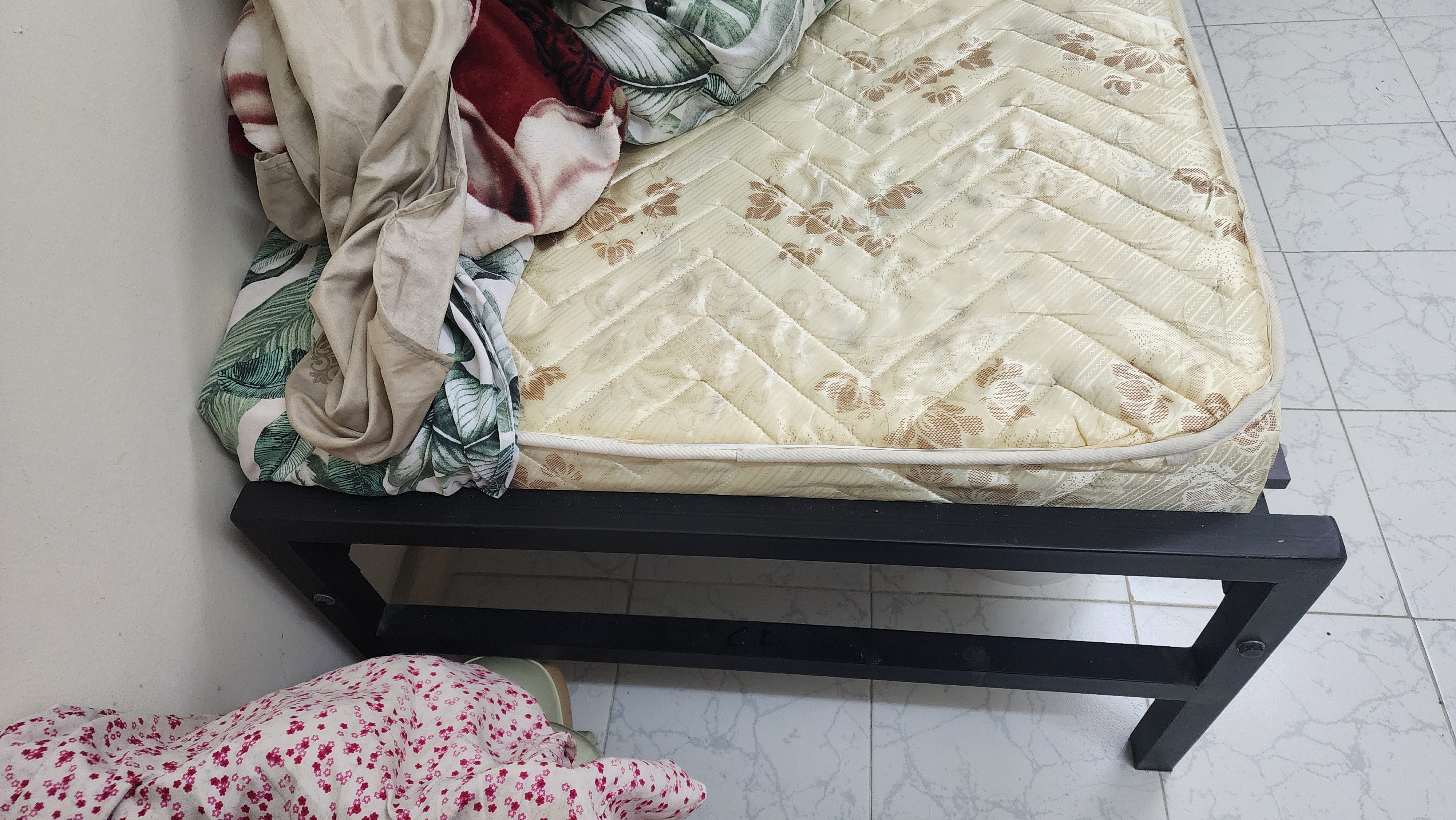 Iron Bed with matress - Image 2