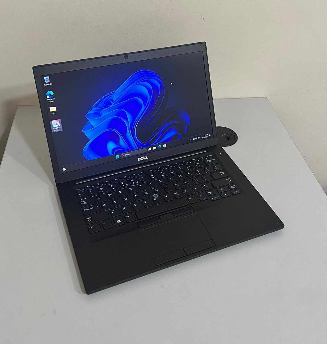 Dell core i5 Laptop with 8 GB ram and256 gb ssd - Image 3