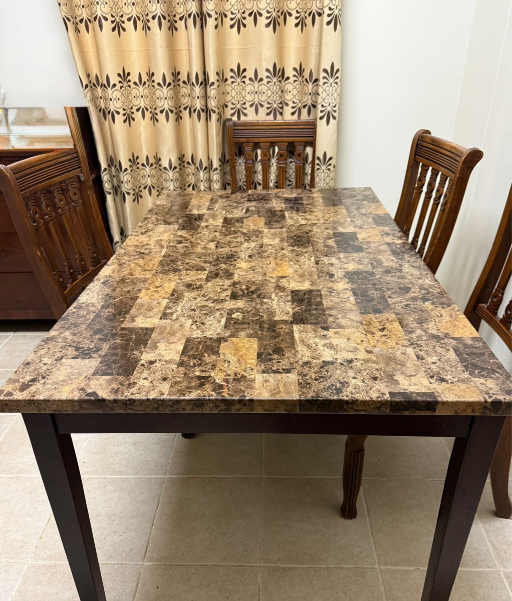 Dining table with 6 chairs - Image 4