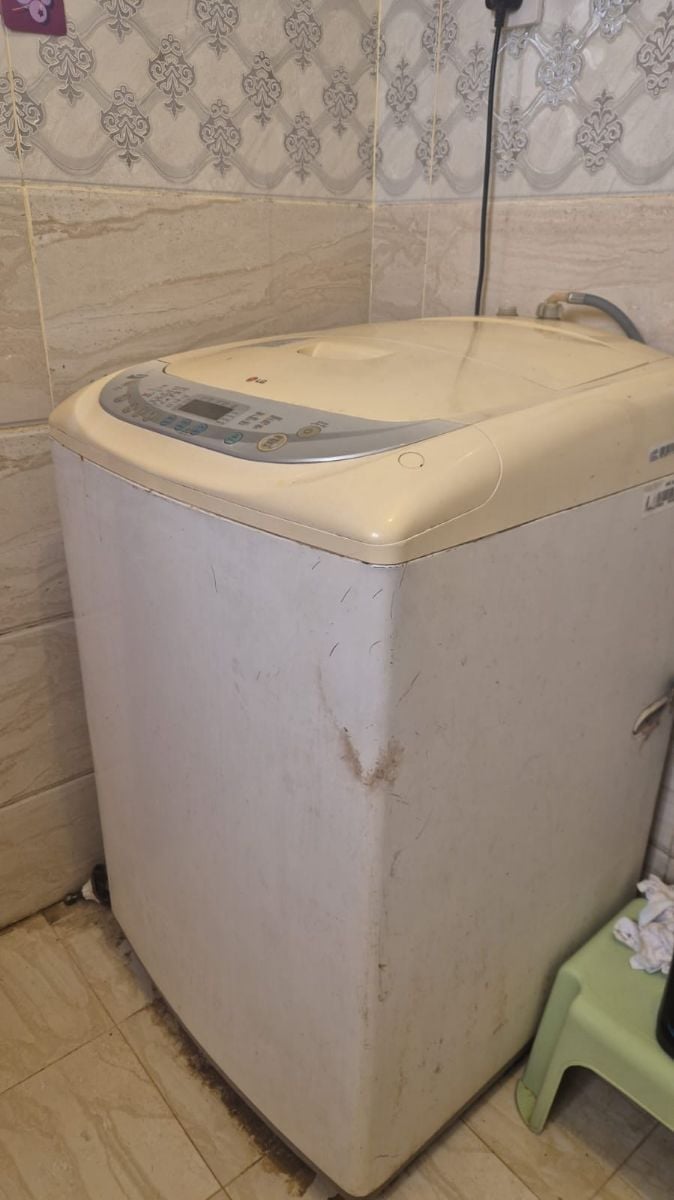 We buy damage not working A/ c washing machine fridge if you have plz call me _55314961what's - Image 1