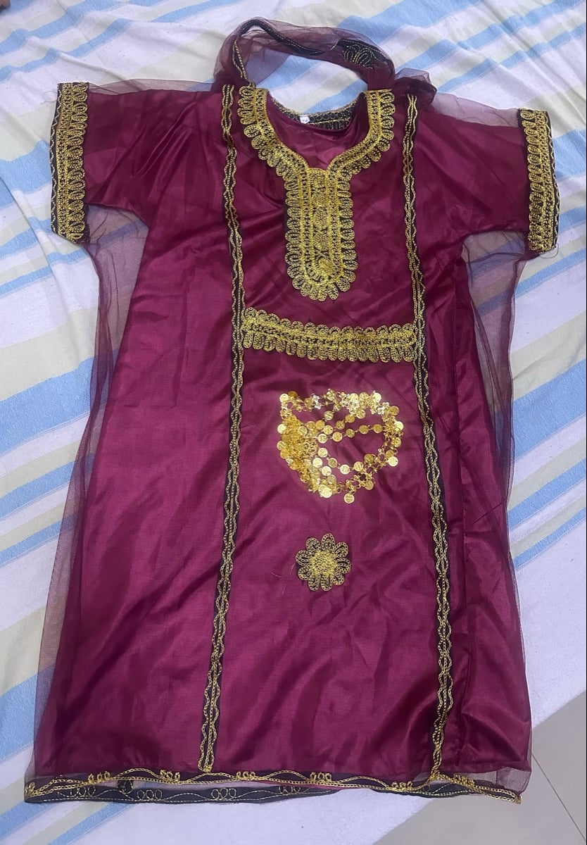 Qatar National Day Dress and Head Jwellery - Image 2