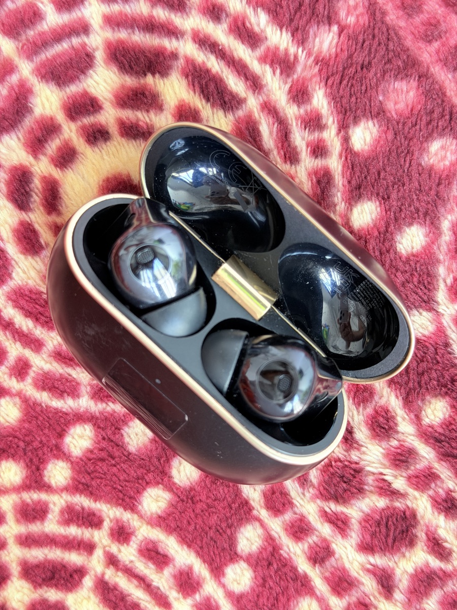 Urgent Sale Negotiable : Huawei Earbuds Pro 4 is on sale - Image 5
