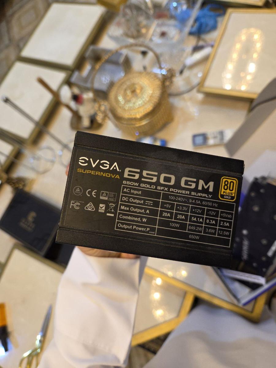 EVGA SuperNOVA 650 GM - 650W SFX Power Supply (80+ Gold) - Image 3