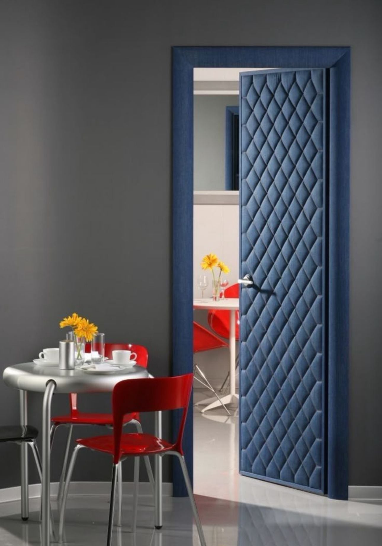 Room and Door soundproofing خدمة عزل أبواب وغرف الألعاب - Image 1