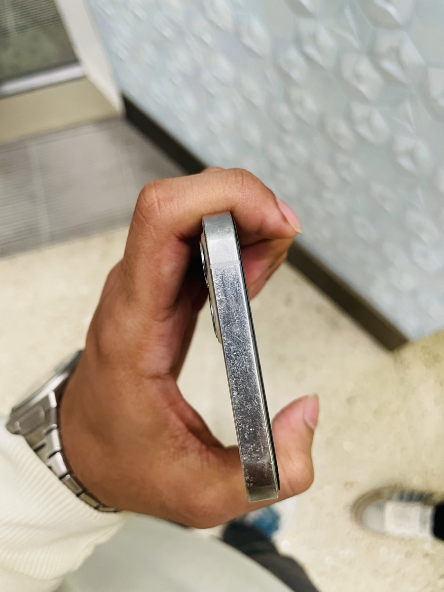 Iphone 12 pro 128gb - Image 5