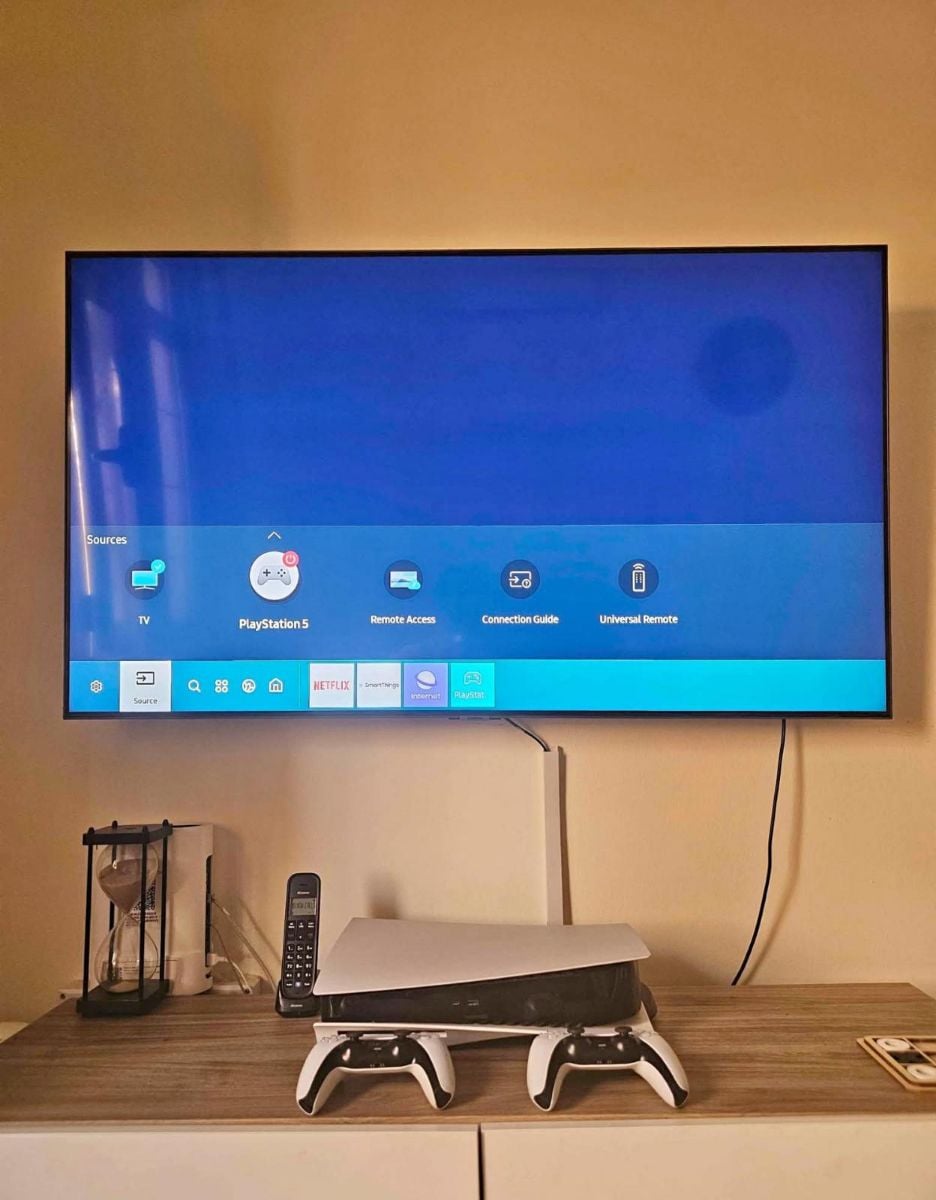 55 INCHES SAMSUNG BRAND BRAND SMART TV 4K ANDROID FULL HD BOX REMOTE AVAILABLE - Image 1