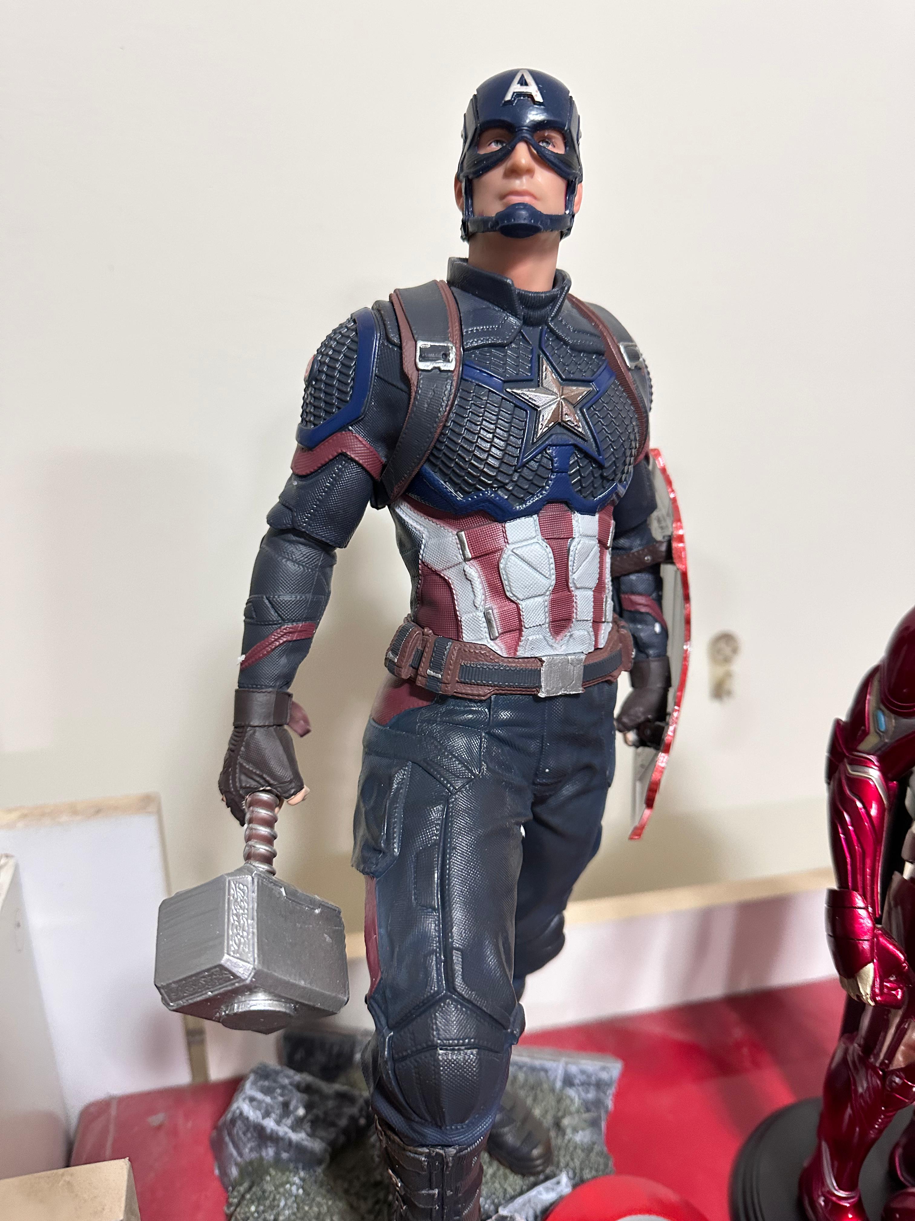 MARVEL Captain America 17-Inch Collectible Figurine – Endgame Edition - Image 3