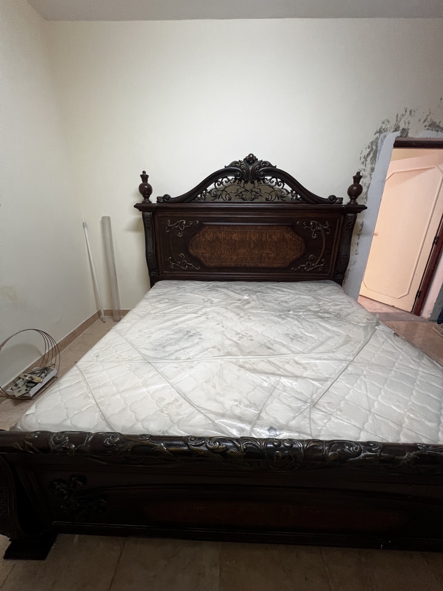 6 doors cupboard for urgent sale used very good - Image 1