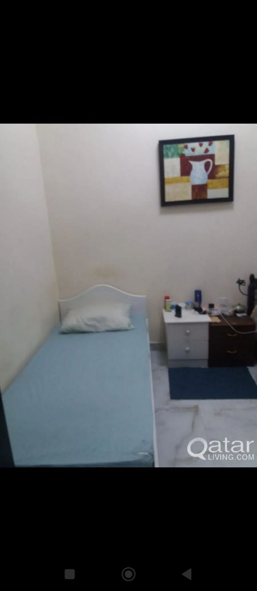 Room - Image 4