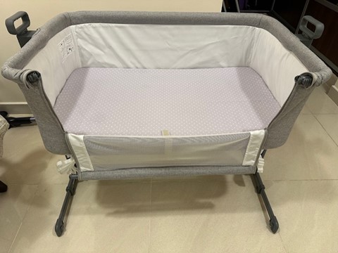 Baby cradle rarely used, less than 8 months - Image 4