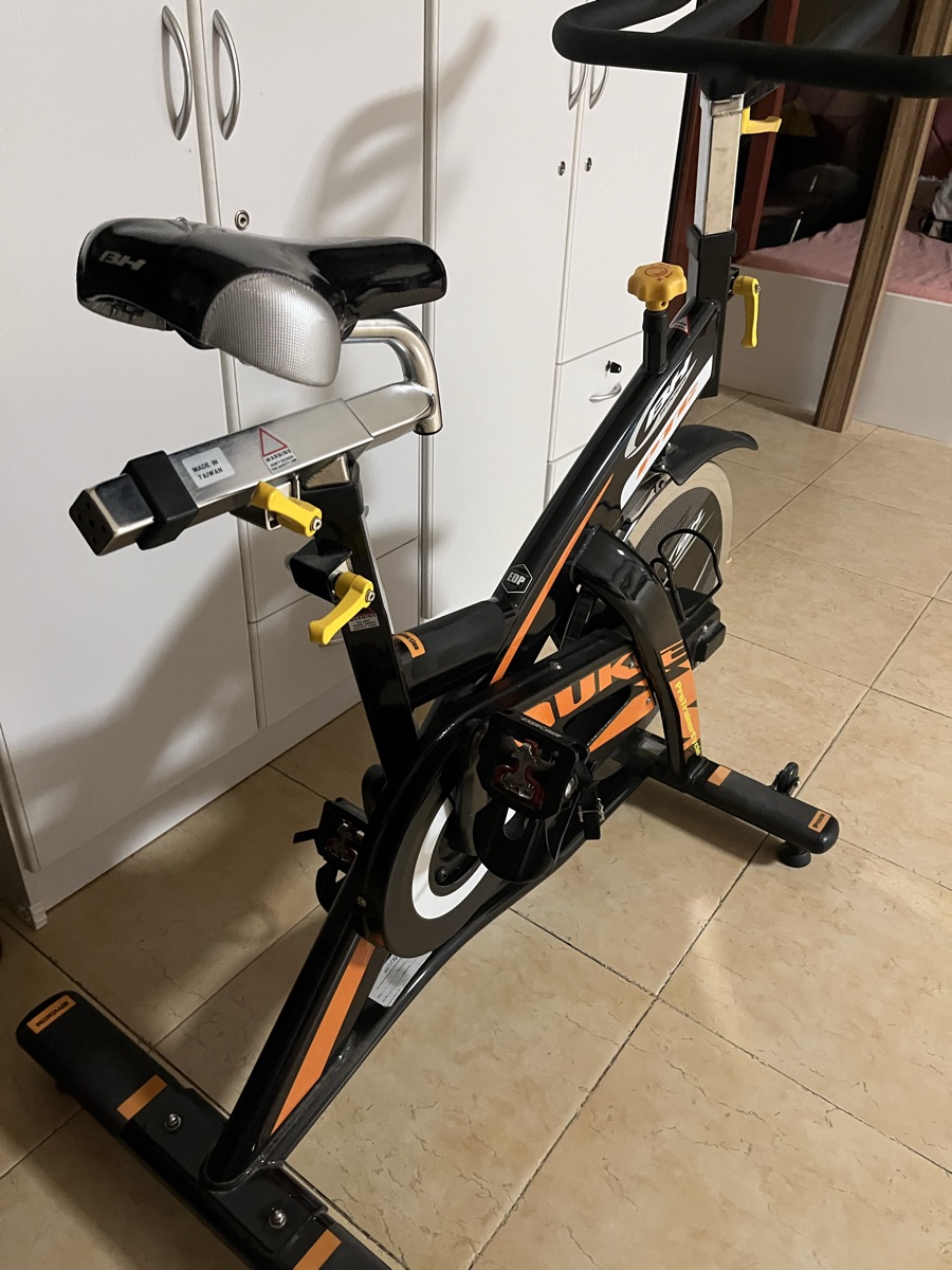 BH Fitness Duke H920 Indoor Cycling Bike – High-Quality Spin Bike - Image 17