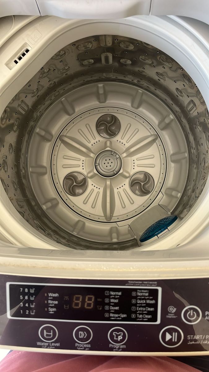 LG 9.0KG Washing machine Smart inverter system - Image 2