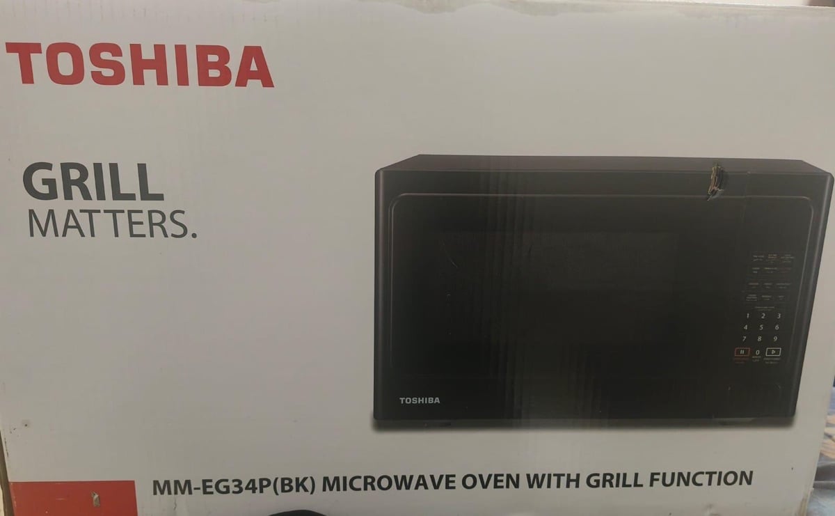 New Toshiba micro oven - Image 1