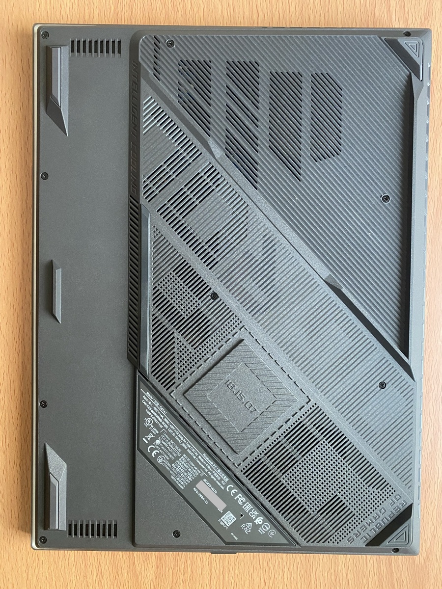 ASUS Strix G16 (2024) RTX 4060 - Image 5