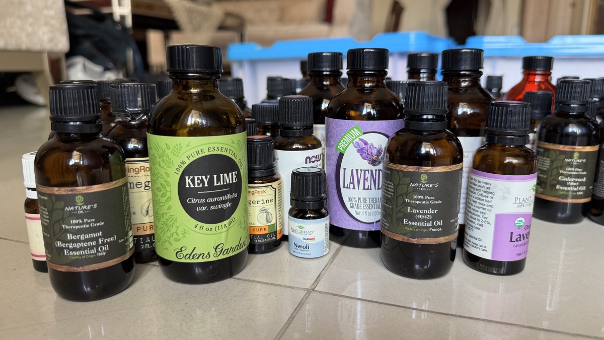 Exclusive Essential Oils huge Collection for Sale - Image 14