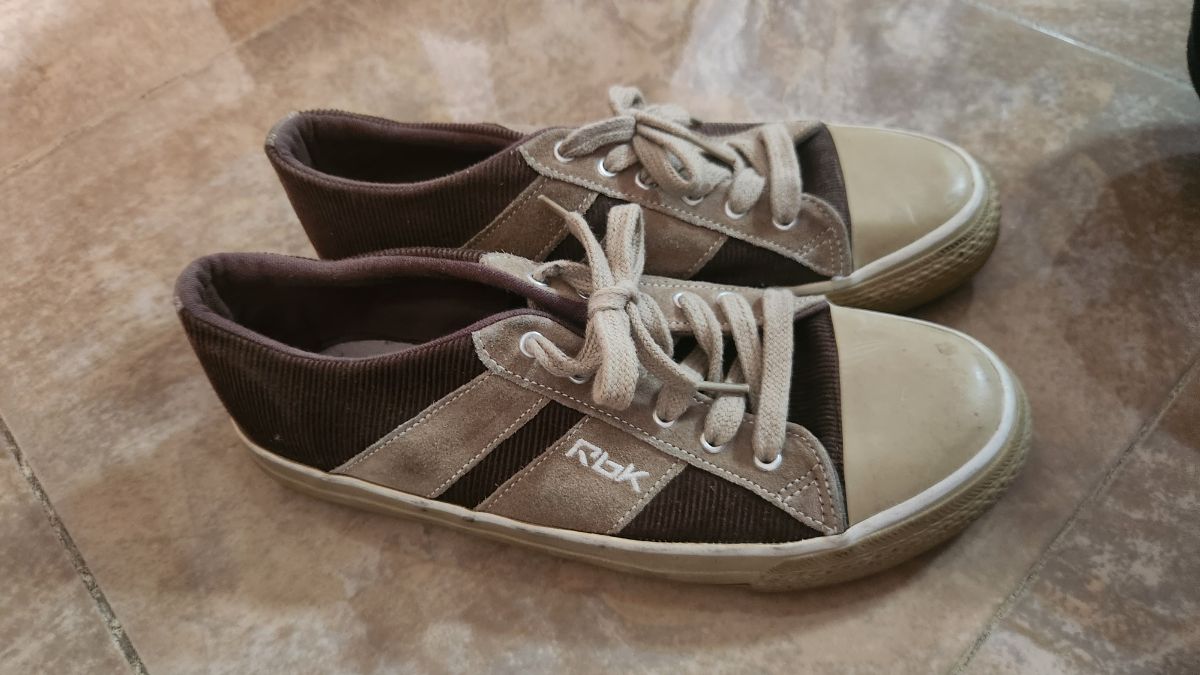 Reebok Snearker (Shoes) - Image 1
