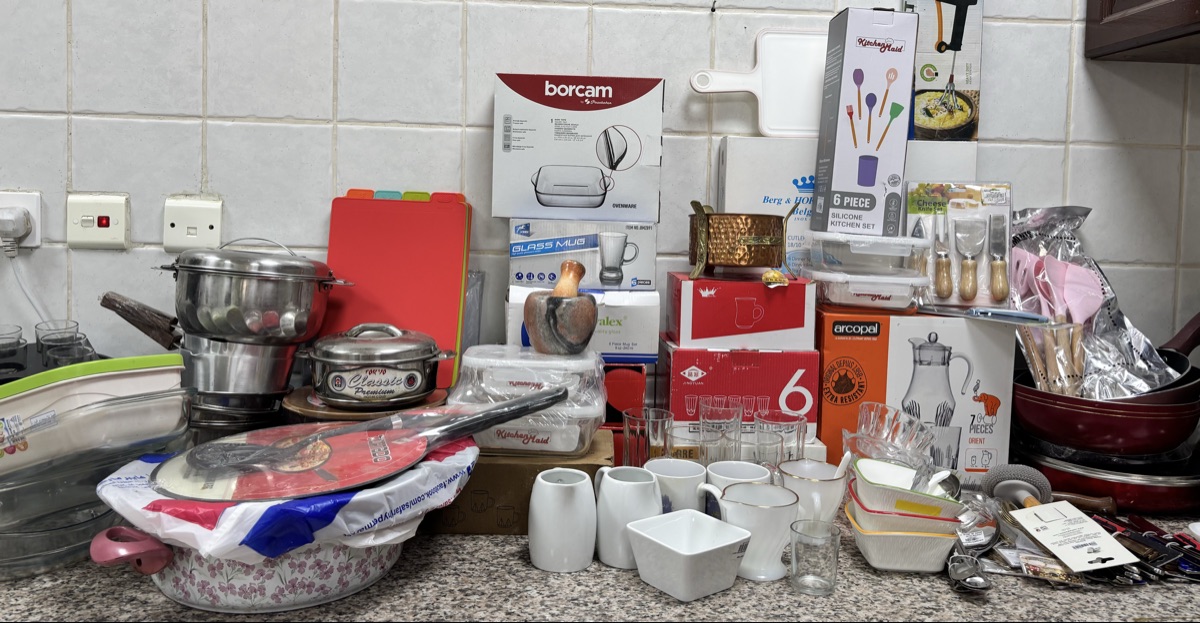 Pots and Pans - Image 9