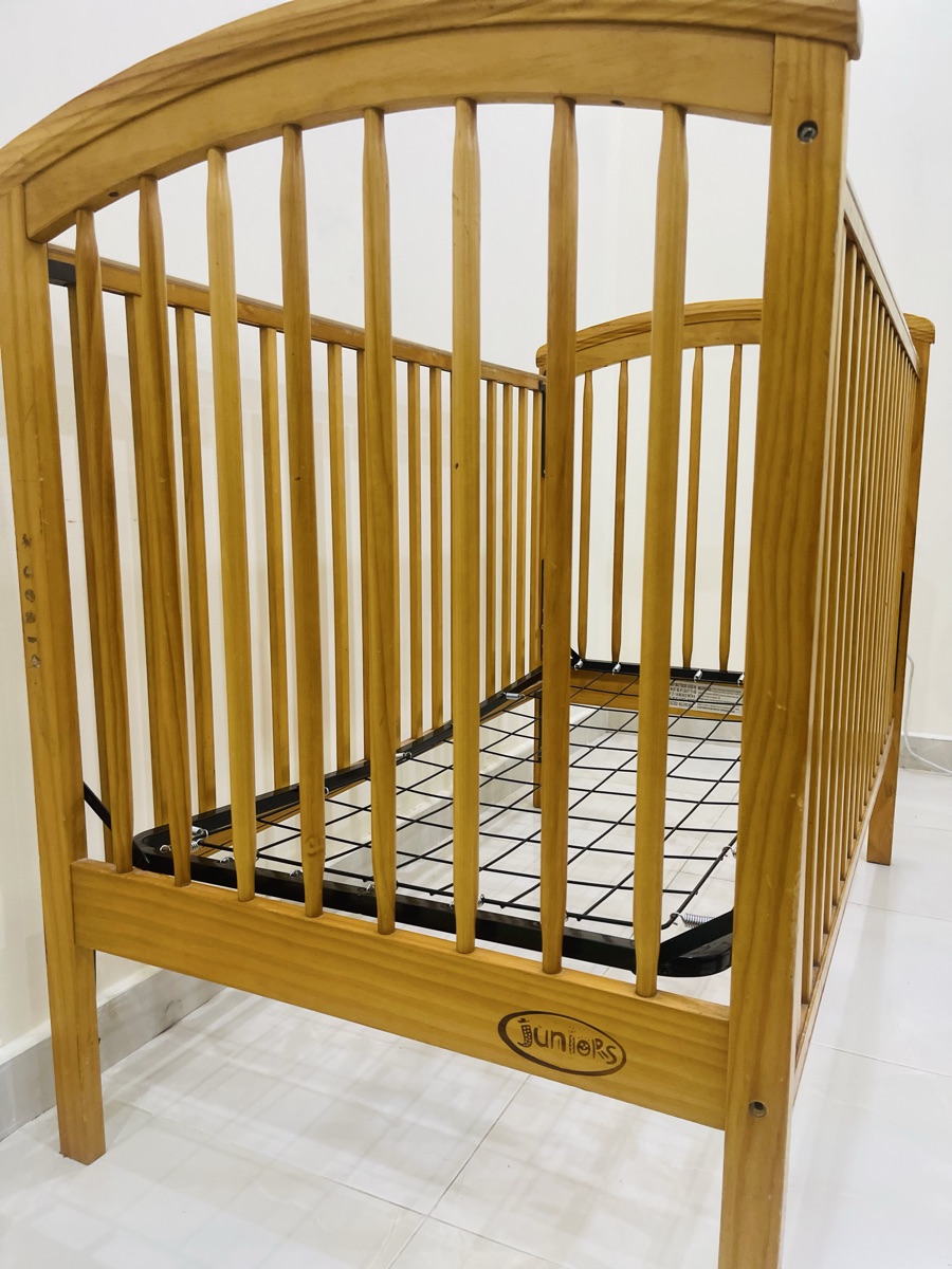 Junior Brand Baby Cot – Excellent Condition - Image 2