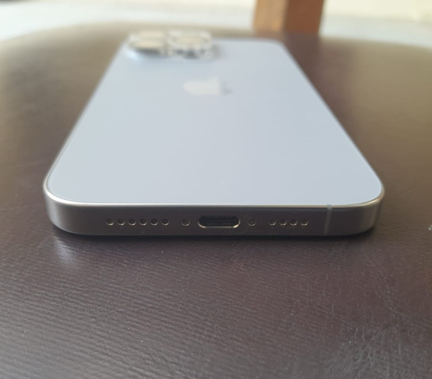 I phone 15 pro max - Image 4