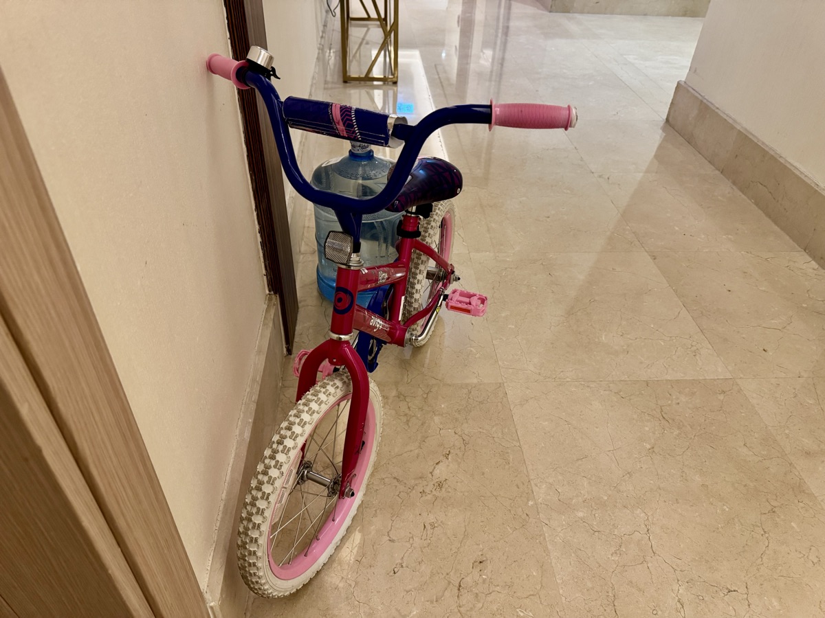 Avigo 14inches bike - Image 1