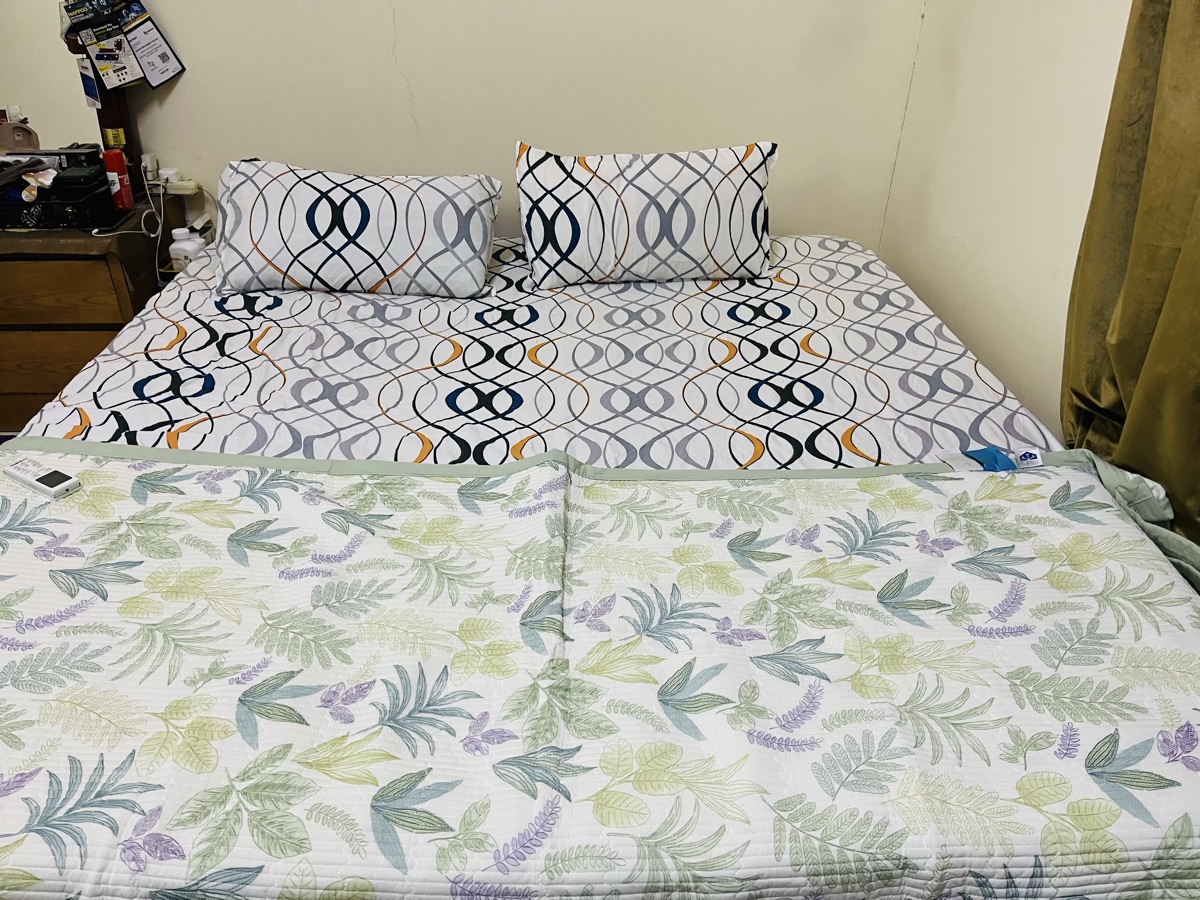 Bed and mattress for sale - Image 5