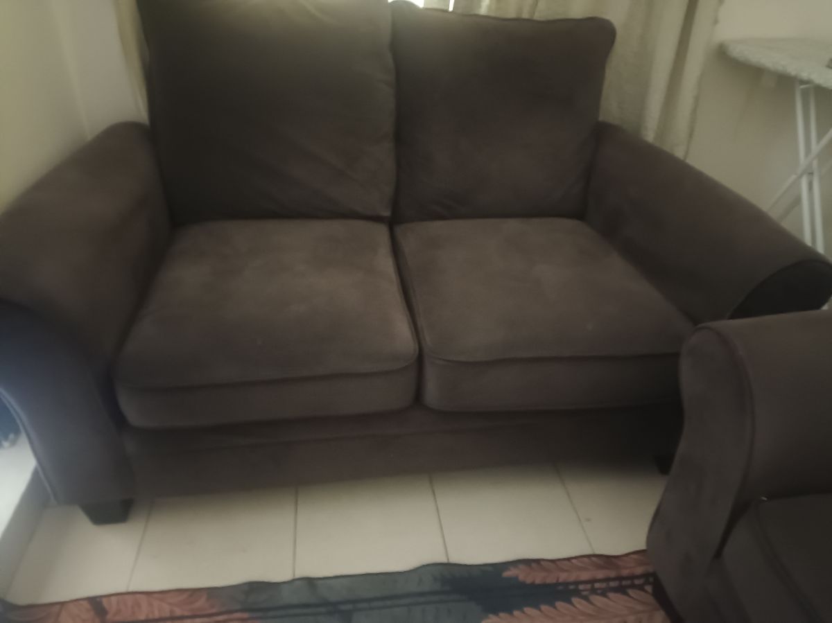 Panemirates new sofa - Image 3