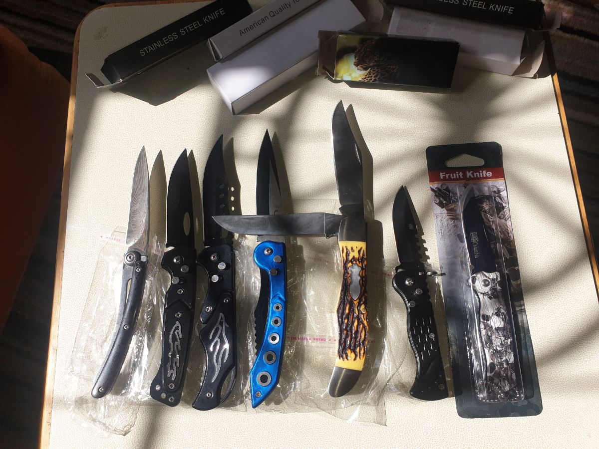 American Folding Knifes - Image 2