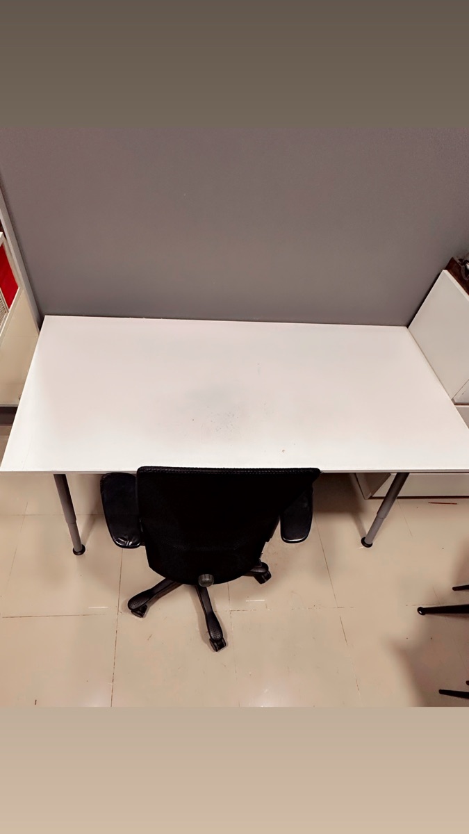 IKEA Table Adjustable Hight - Image 2