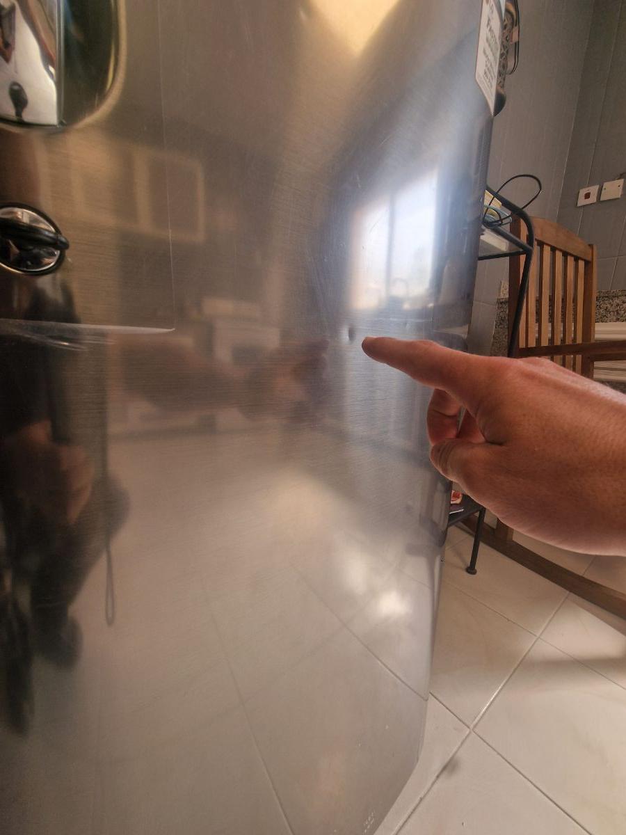 LG Compact Polished Refrigerator GR231ALLB - Image 2