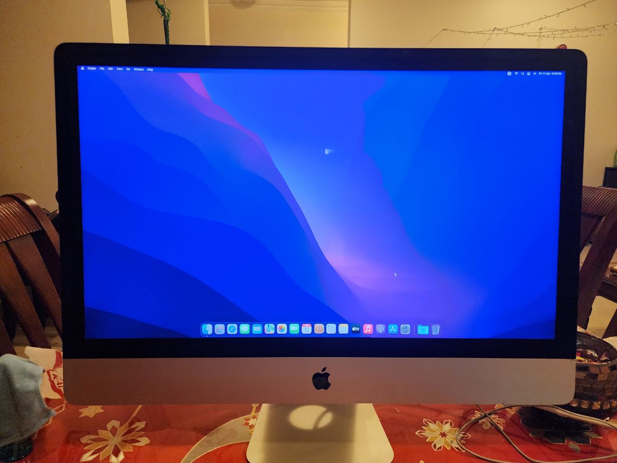 iMAC 27" 3.2 GHZ Quad Core Intel Core i5 - Image 6