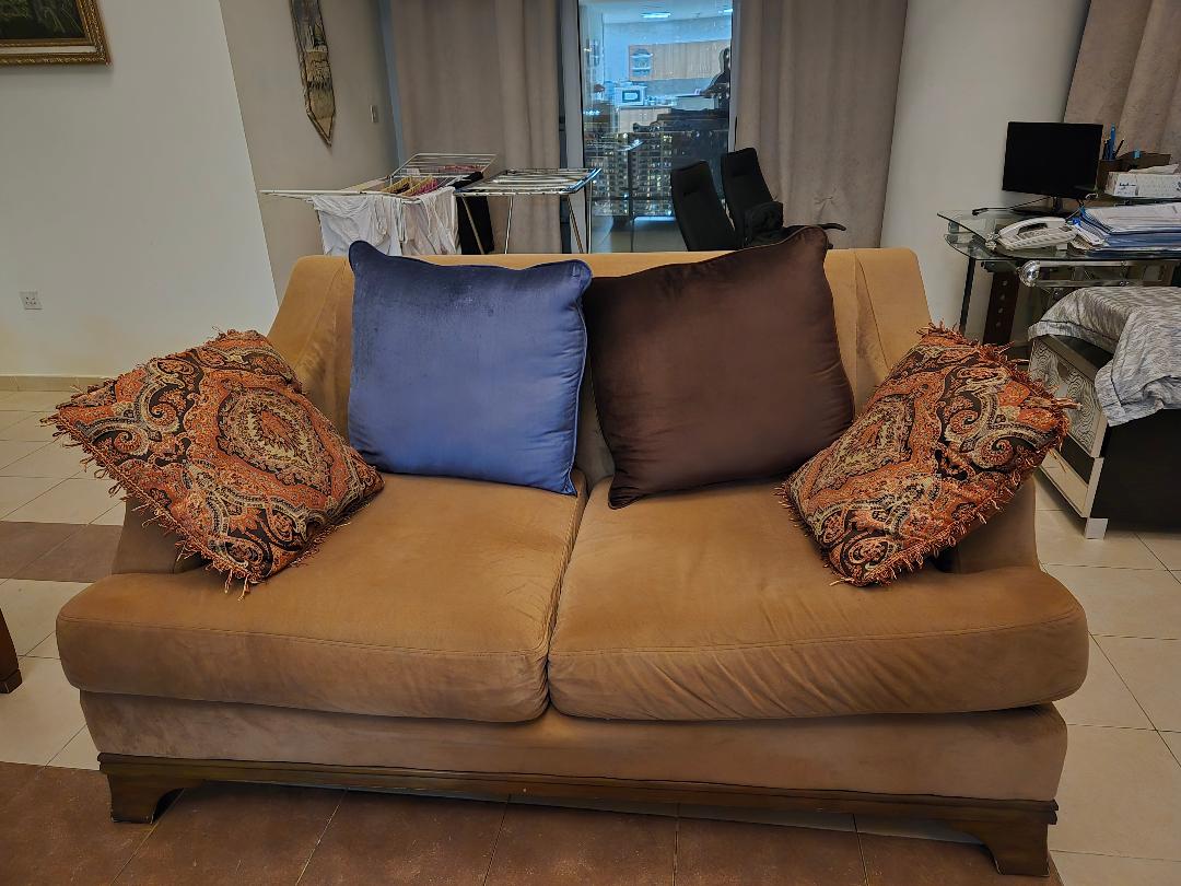 7 seater Home Center Sofa for sale - Image 3