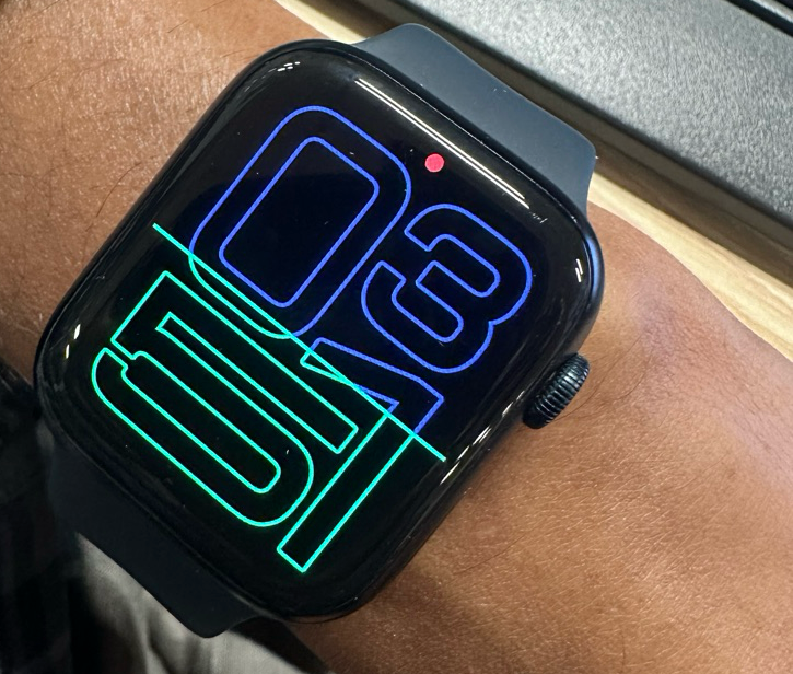 45mm series 8 Apple Watch - Image 3