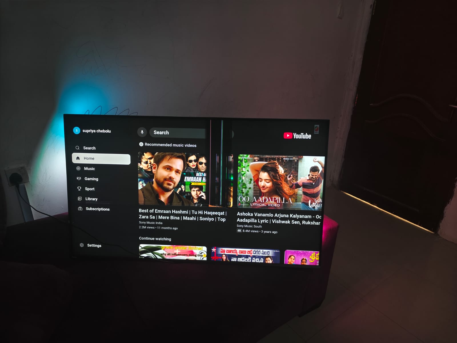 Philips 55 inch TV with ambilight available for sale-(screen crack) - Image 1