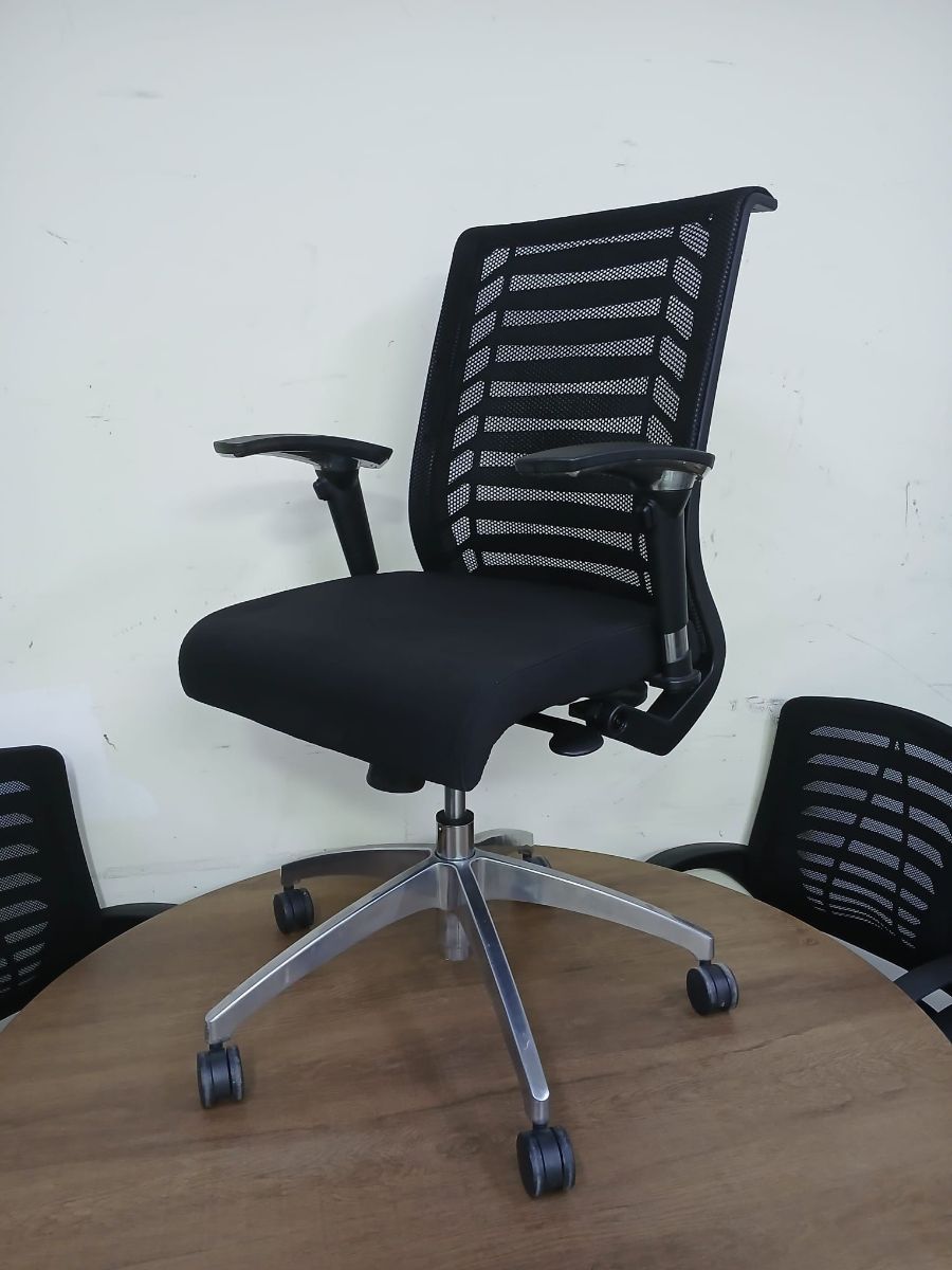 Used office desk and chair buy and sell 55157083 - Image 12