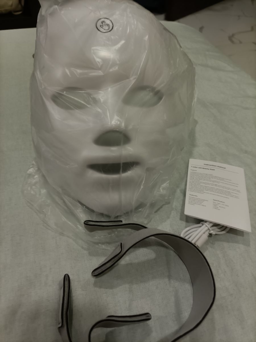 Brand new infrared anti-age beauty mask - Image 2