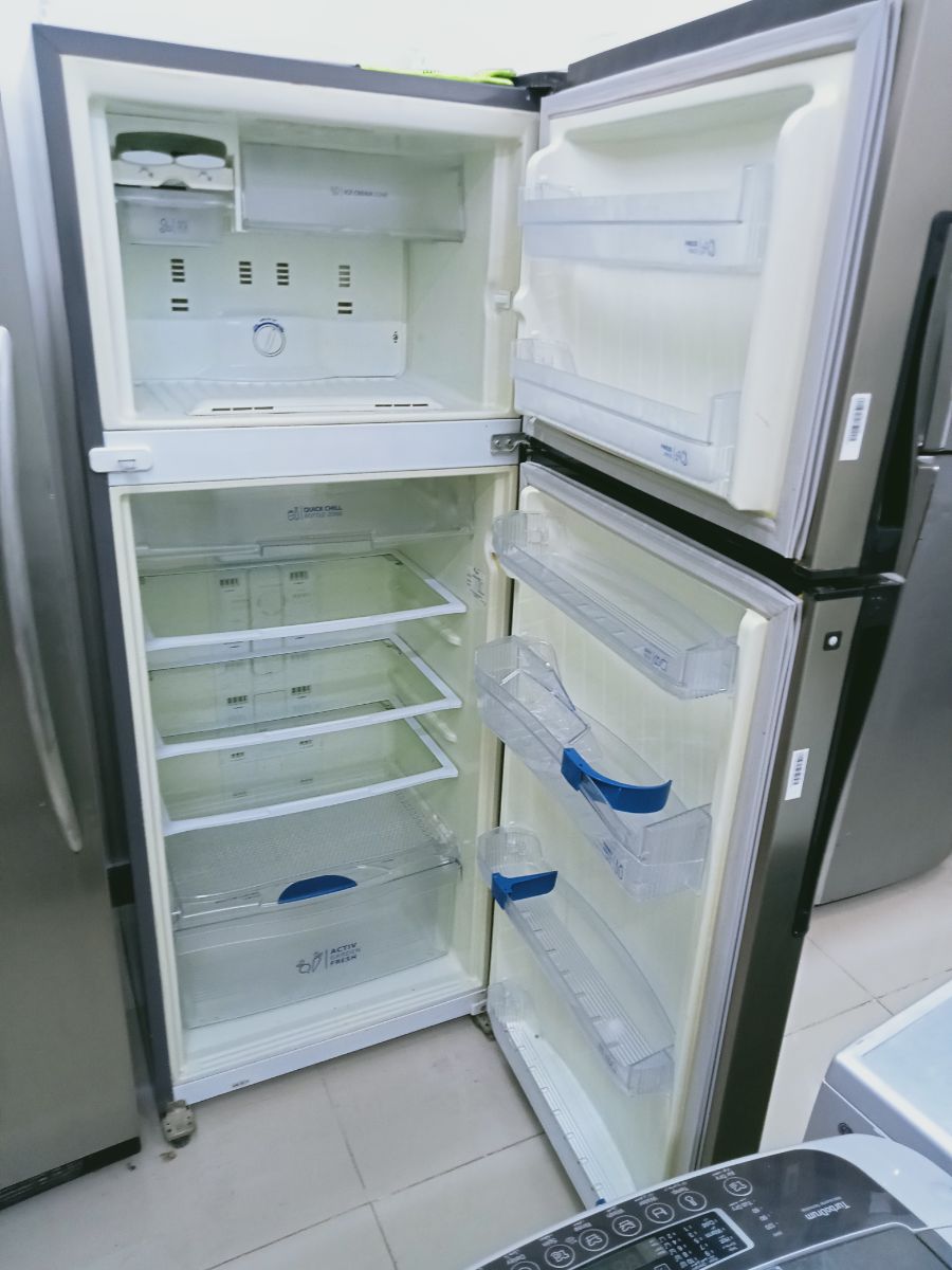 Whirlpool refrigerator available for sale - Image 2