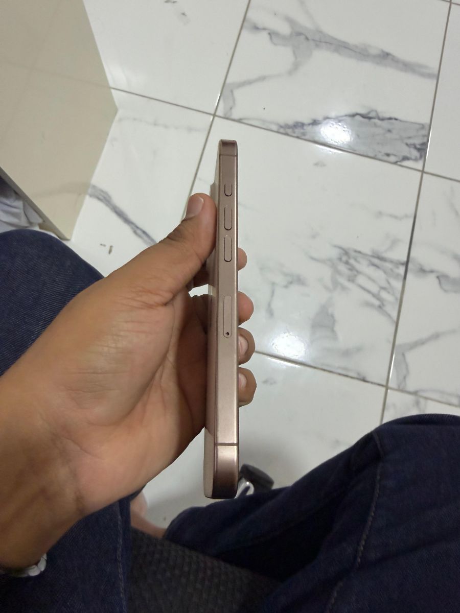 iPhone 16 Pro – 256GB – Natural Titanium - Image 5