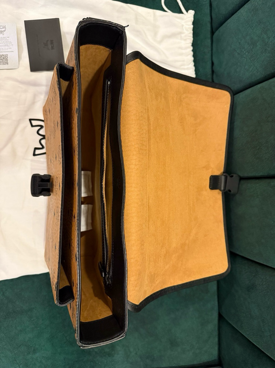 Brand new MCM Laptop bag (Original) - Image 5