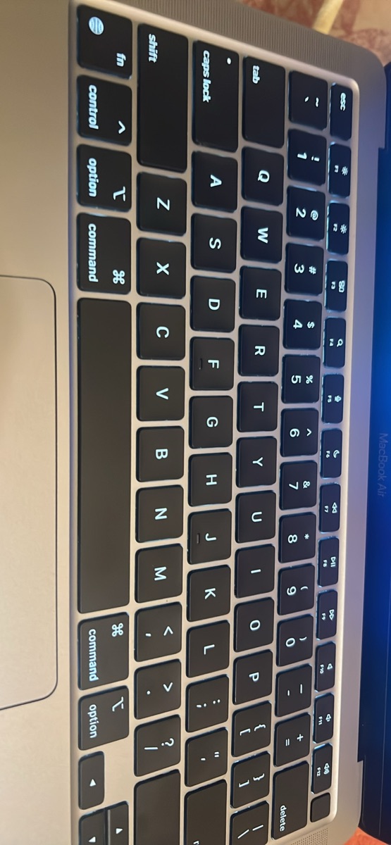 MacBook m1 air - Image 3