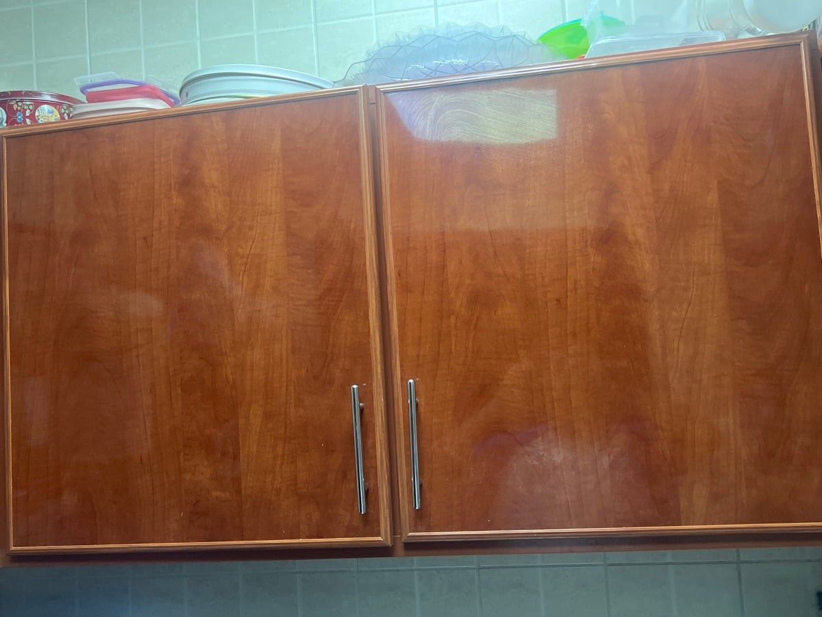 Kitchen cabinet - Image 1