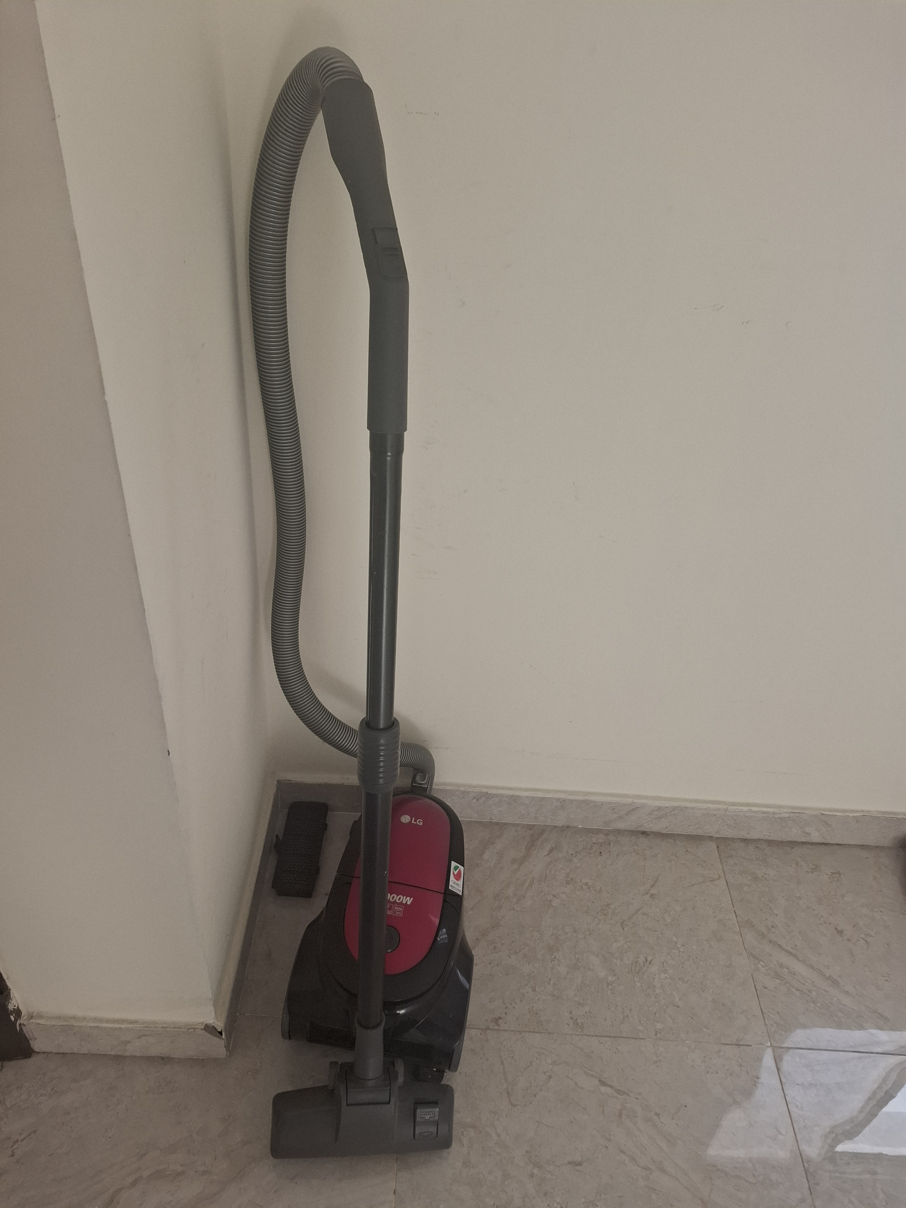 VACUUM CLEANER, Electric Cooker with 4 Layer Idly vessel - Image 1