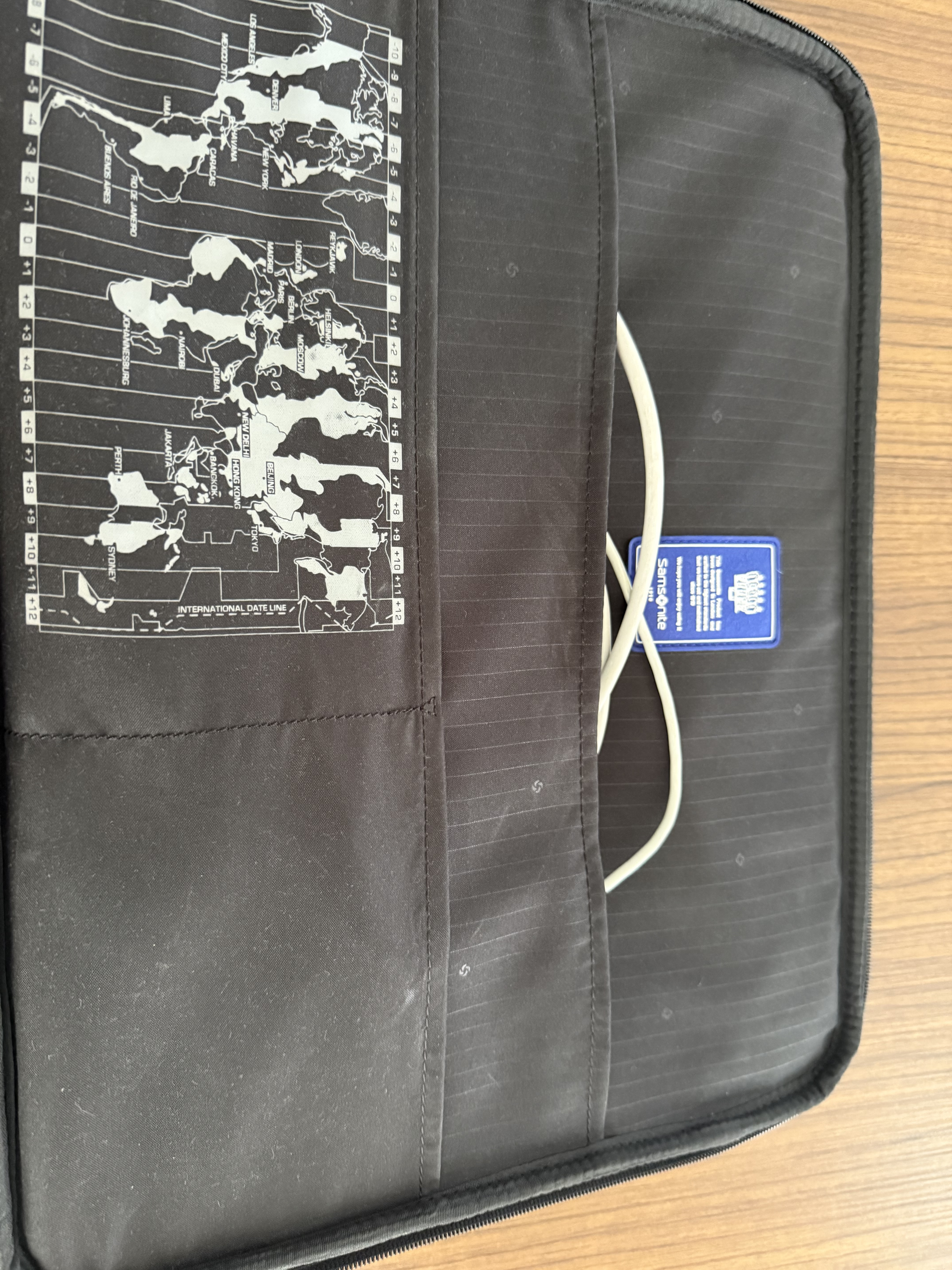Mac Book Pro 17’’ for sale - Image 5